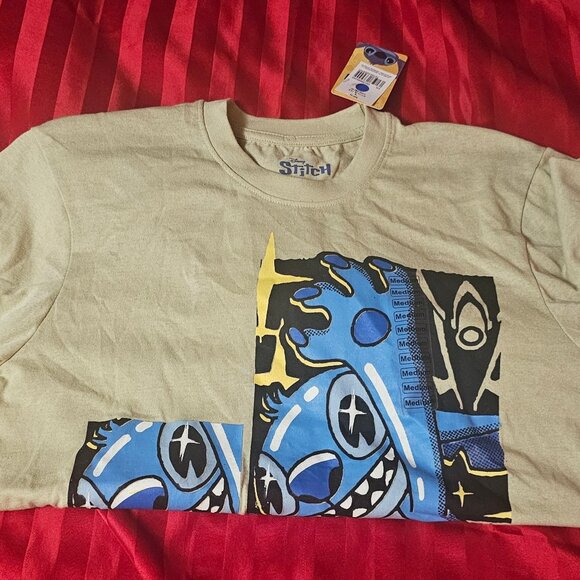 Disney Stitch Men's Short Sleeve Size M Pullover T-Shirt - New with Tags - - Picture 2 of 8